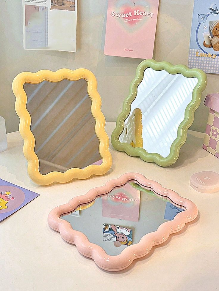 1pc Folding Makeup Mirror, Dopamine Desktop Portable Mirror, 90 Degree Adjustable Stand And Wall Mountable, Suitable For Bedroom Or Travel, Perfect Gifts For Girls, Moms, Friends