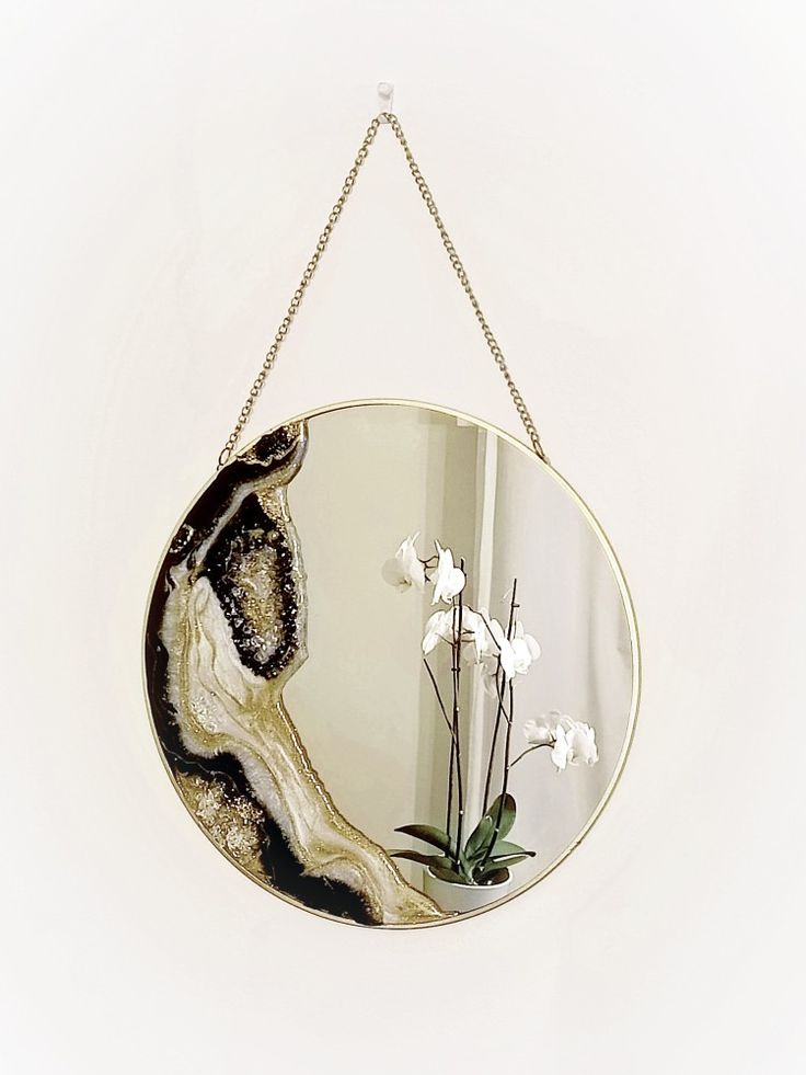 Resin mirror